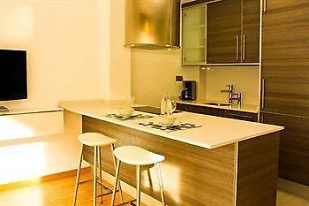 Feelathome Marquet Beach Apartments Barcelona 0*,