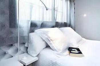 Feelathome Marquet Beach Apartments Barcelona Hiszpania